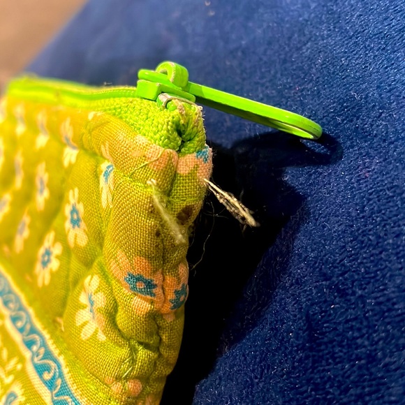 Vera Bradley coin purse - Picture 4 of 4